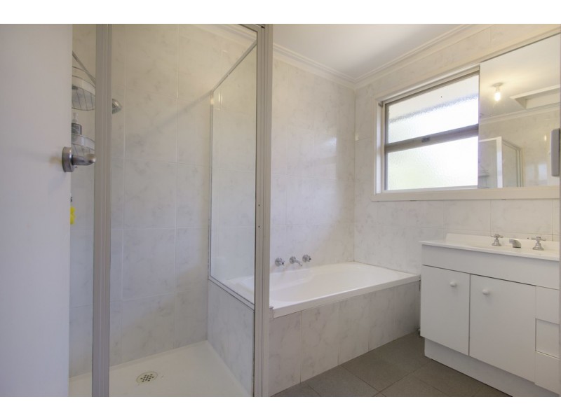 53 Raphael Crescent, Frankston VIC 3199