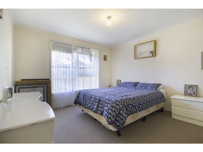 53 Raphael Crescent, Frankston VIC 3199