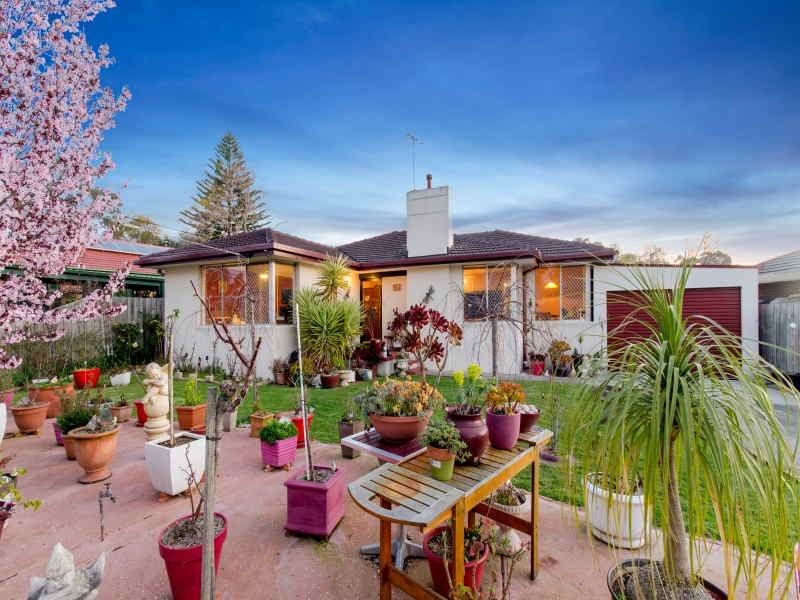 30 Fingal Drive, Frankston VIC 3199