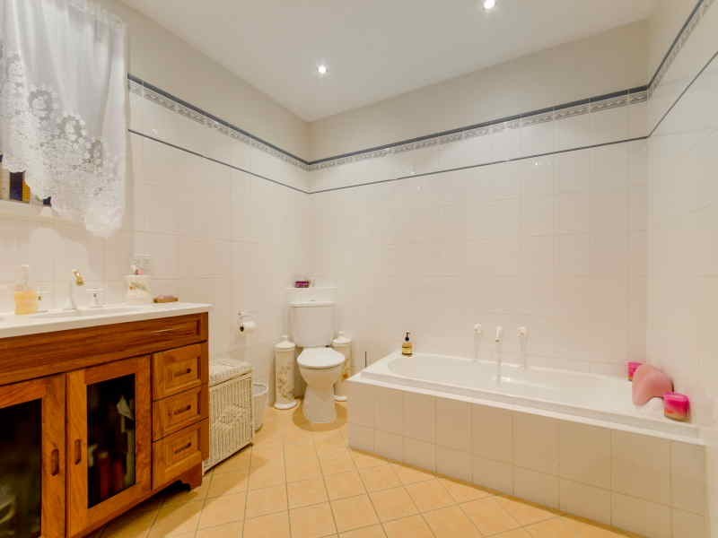 30 Fingal Drive, Frankston VIC 3199