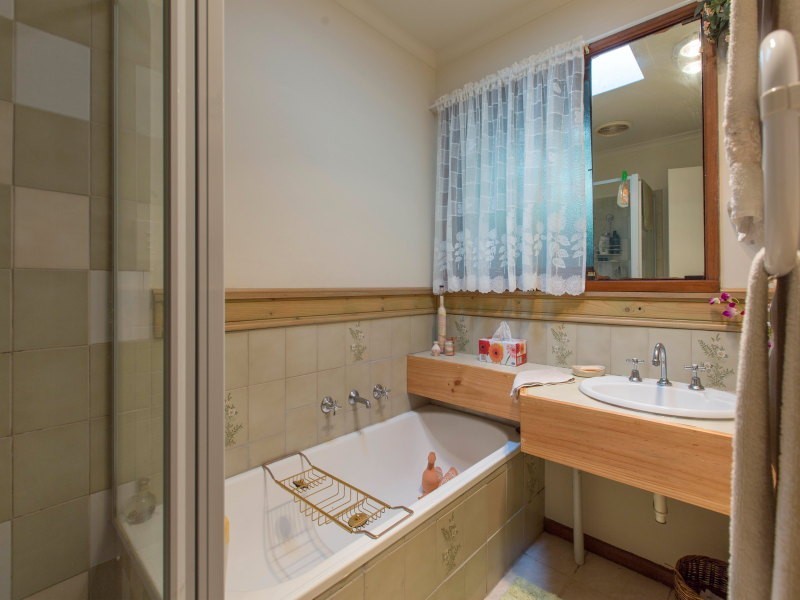 83 McMahons Road, Frankston VIC 3199