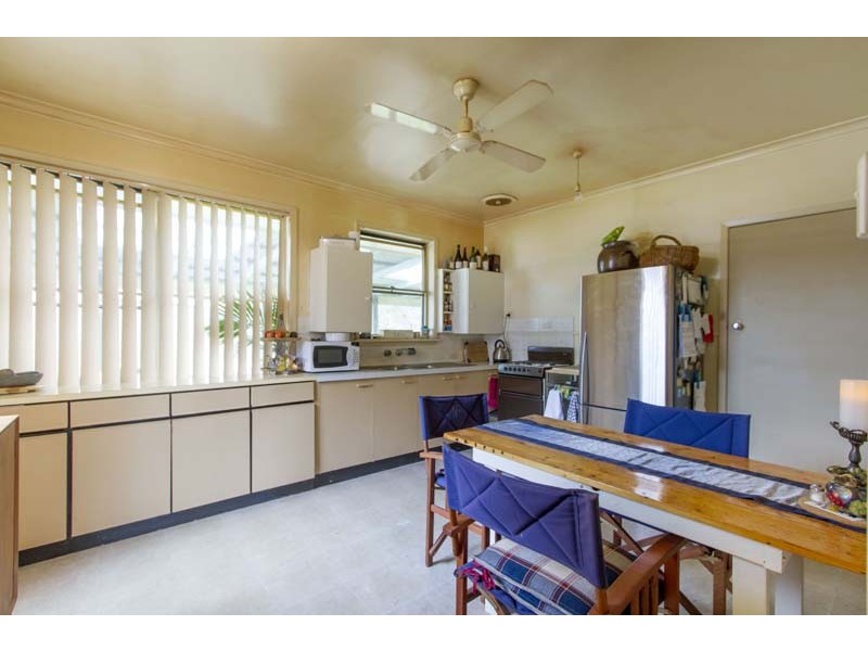 24 Forster Avenue, Frankston North VIC 3200
