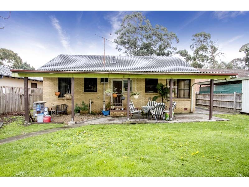 24 Forster Avenue, Frankston North VIC 3200