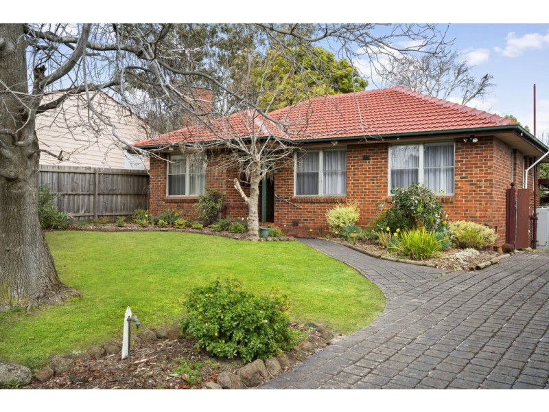 36 Hickory Crescent, Frankston North VIC 3200