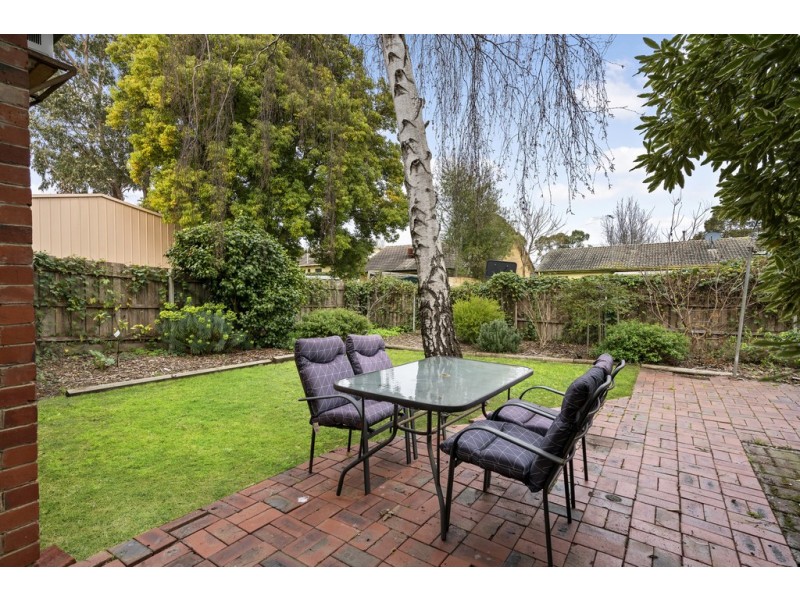 36 Hickory Crescent, Frankston North VIC 3200