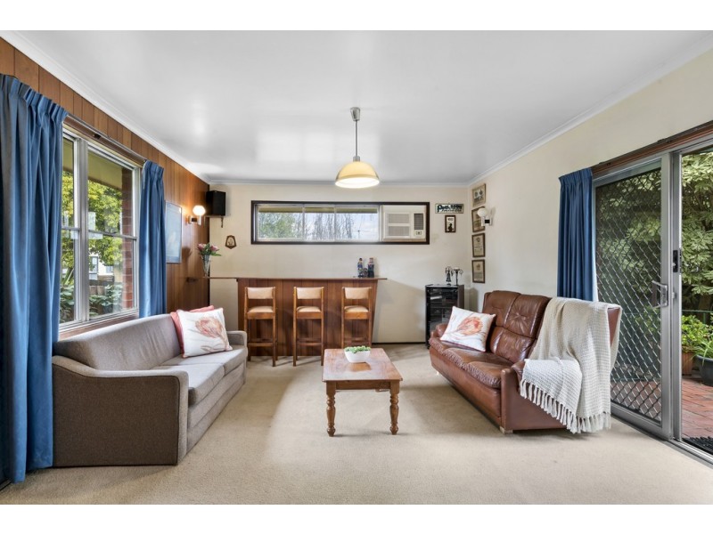 36 Hickory Crescent, Frankston North VIC 3200