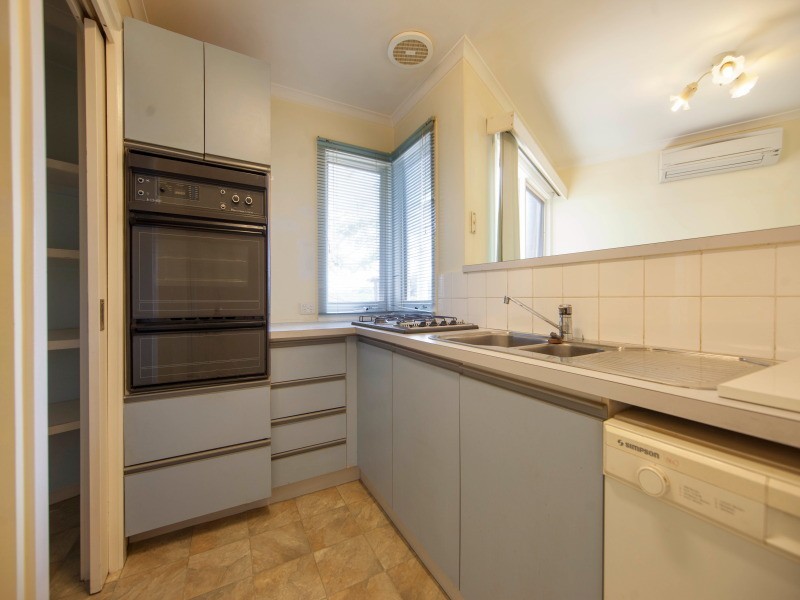 2/31 Kenilworth Avenue, Frankston VIC 3199