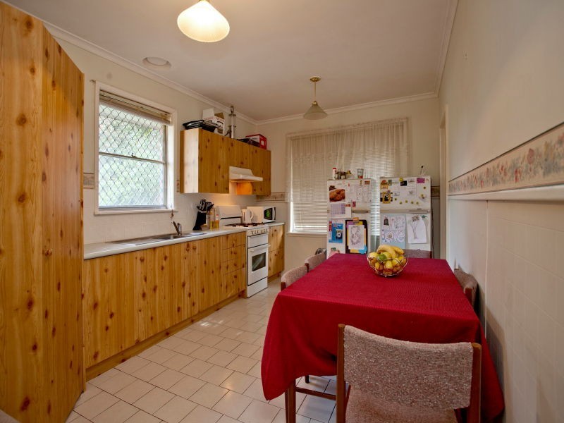6 Aleppo Crescent, Frankston North VIC 3200