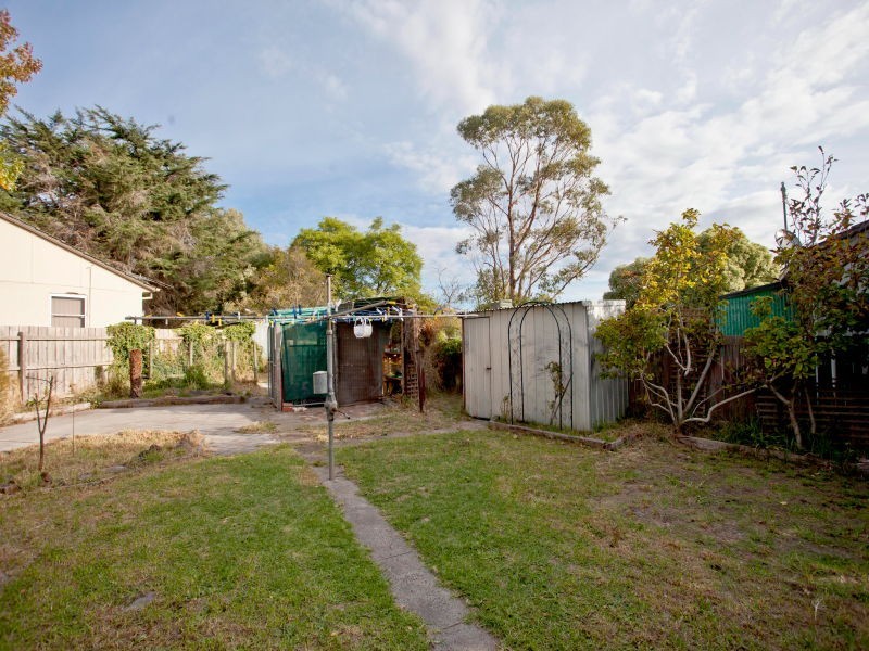 6 Aleppo Crescent, Frankston North VIC 3200