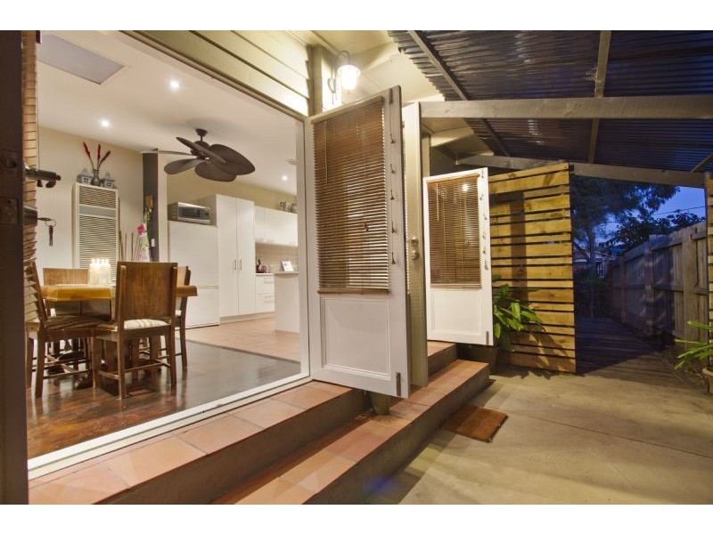 37 Bouvardia Crescent, Frankston North VIC 3200