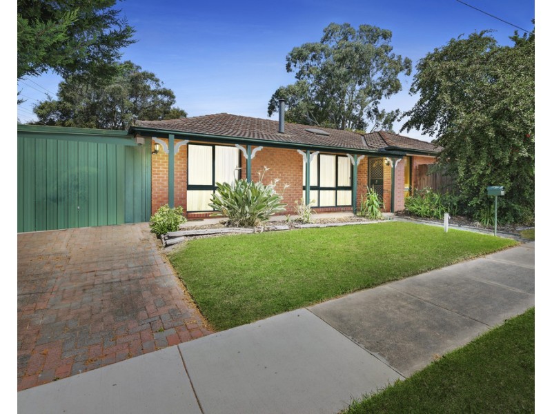 1 Lochaber Avenue, Frankston VIC 3199