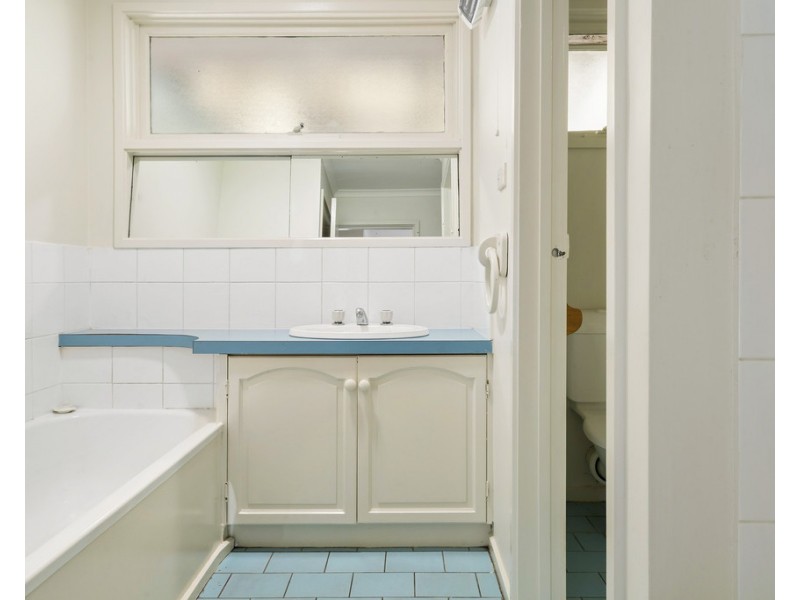 1 Lochaber Avenue, Frankston VIC 3199