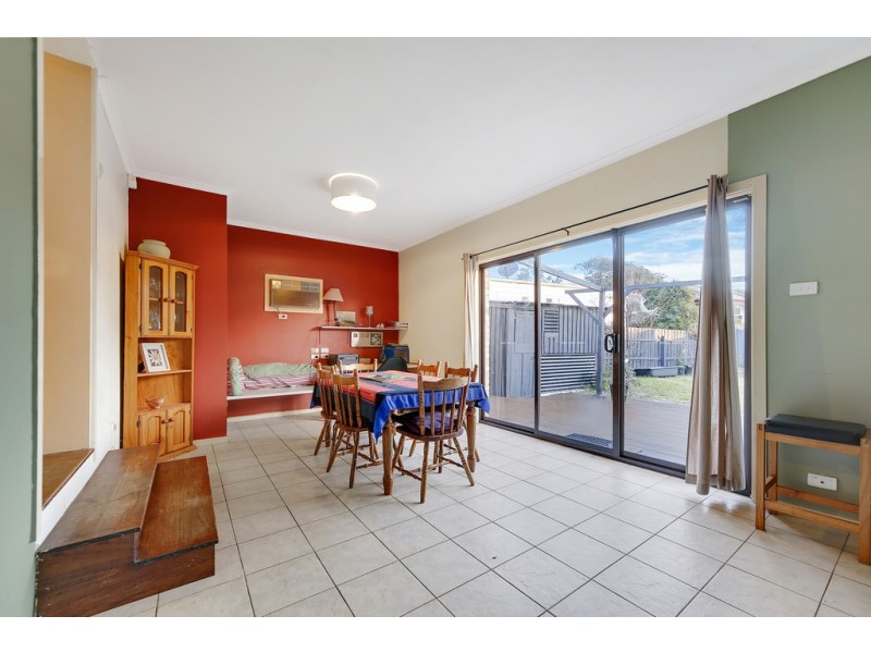 4 Nodding Avenue, Frankston North VIC 3200