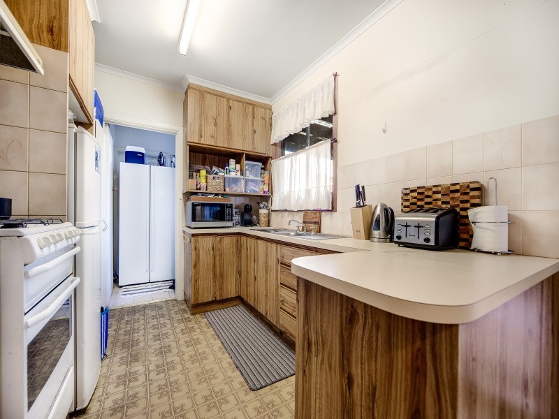 11 Melva Court, Frankston VIC 3199