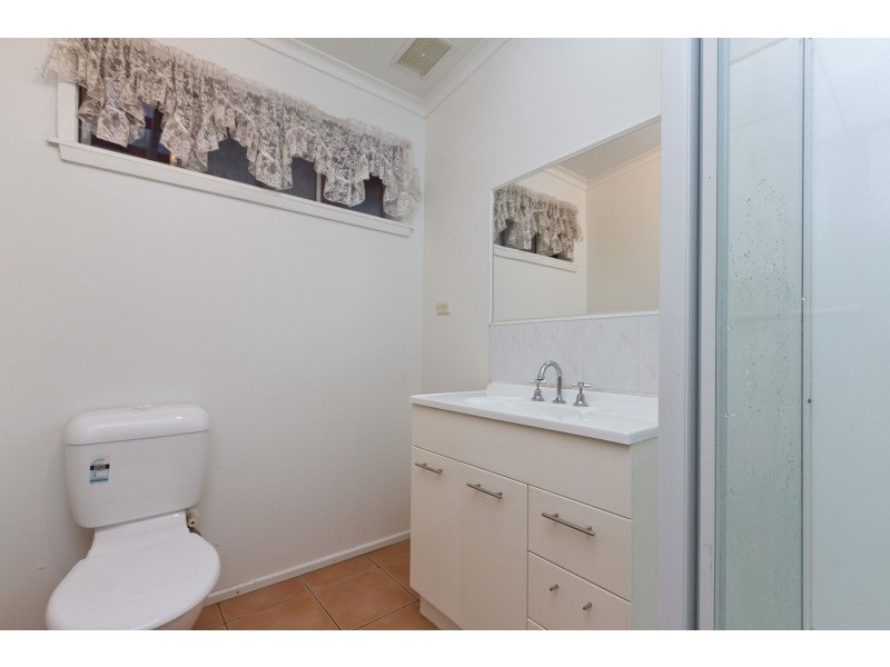 32 Mitre Crescent, Frankston North VIC 3200