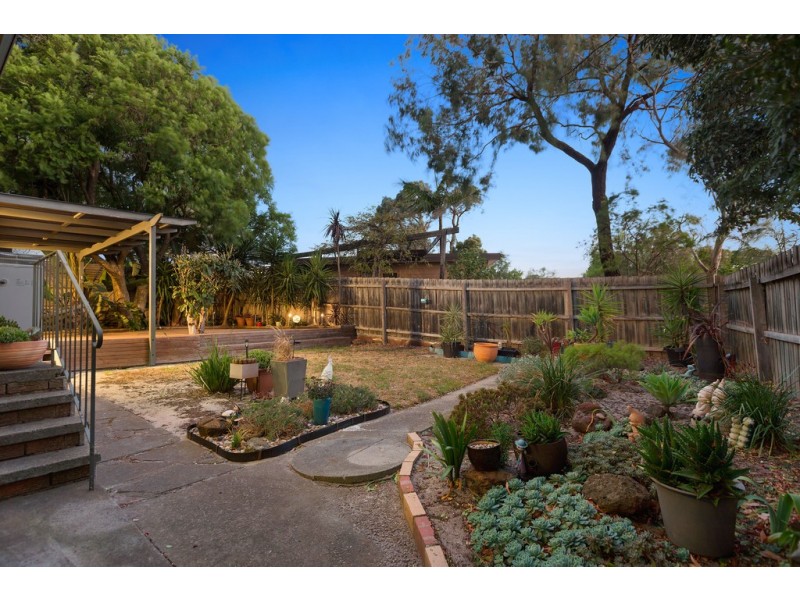 4 Narambi Crescent, Frankston VIC 3199