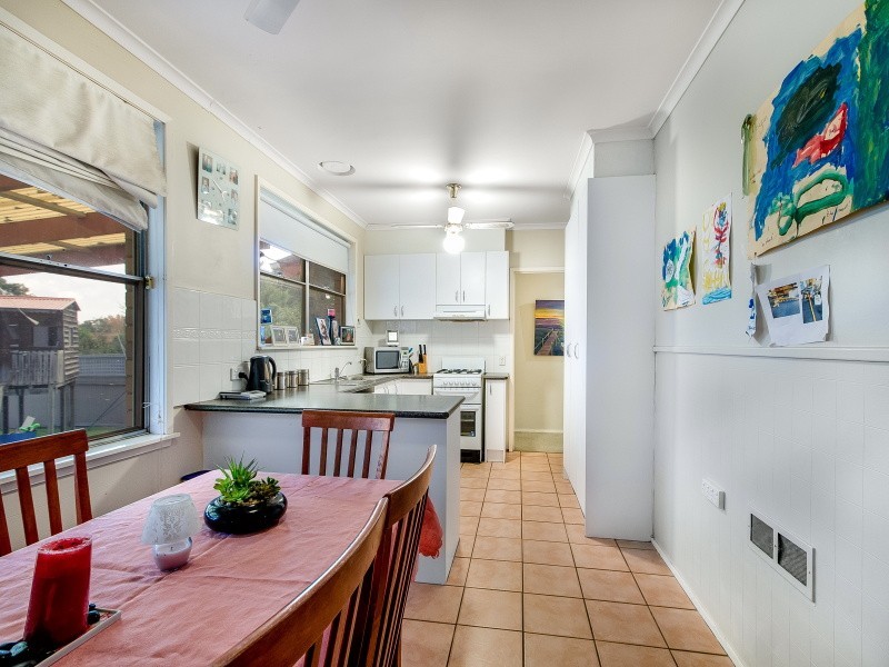 6 Juniper Court, Frankston North VIC 3200