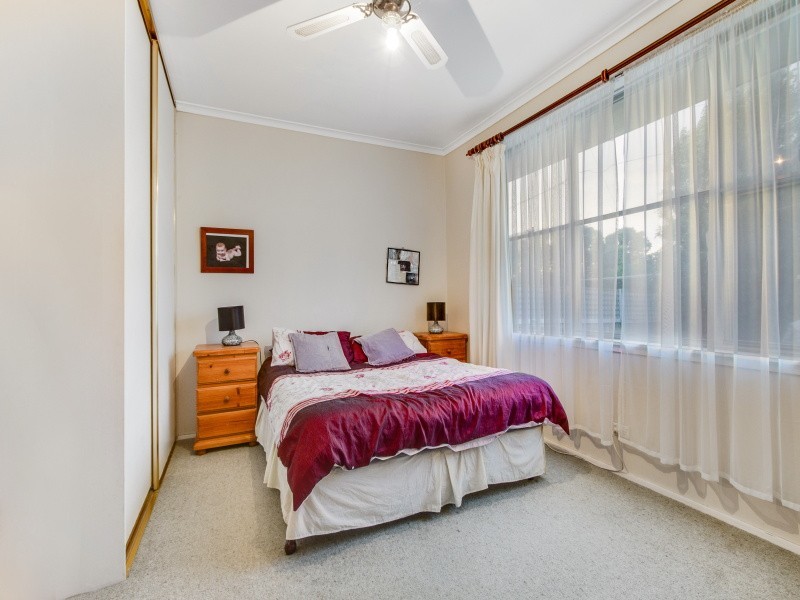 6 Juniper Court, Frankston North VIC 3200