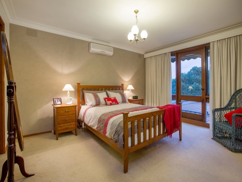 33 Partridge Crescent, Frankston VIC 3199