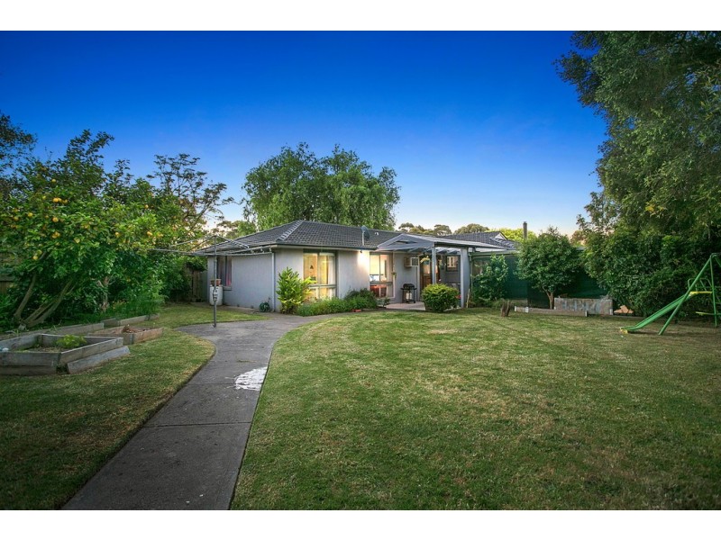 5 Khartoum Court, Frankston VIC 3199