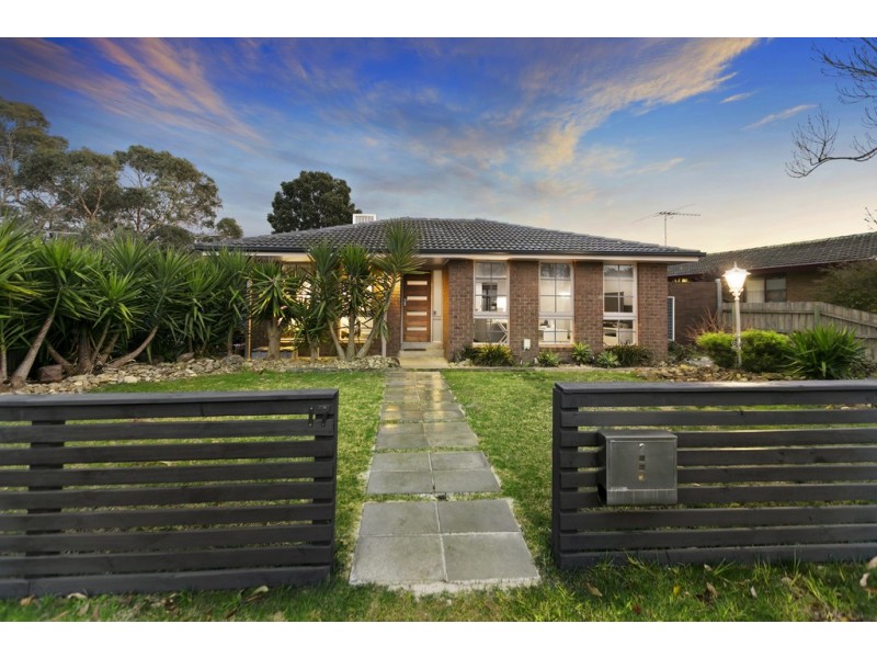 17 Partridge Crescent, Frankston VIC 3199