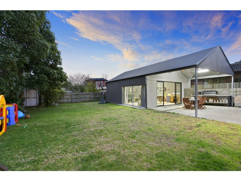 17 Partridge Crescent, Frankston VIC 3199