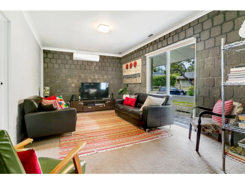 4 The Trossachs, Frankston VIC 3199