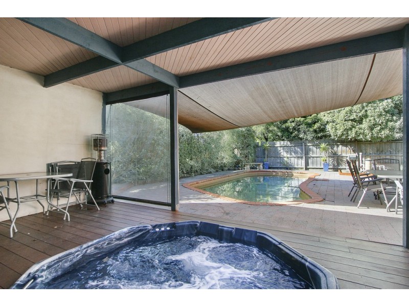 13 Isabella Crescent, Frankston VIC 3199