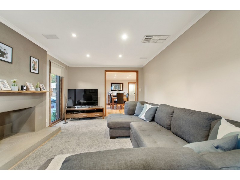 54 Franciscan Avenue, Frankston VIC 3199