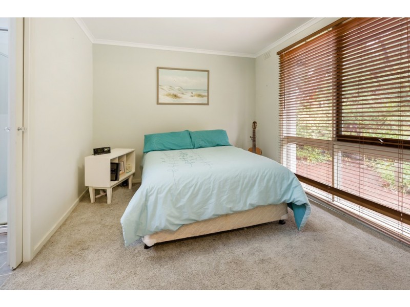 10 Parkside Grove, Frankston South VIC 3199