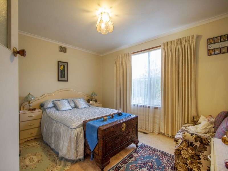 16 Bursaria Crescent, Frankston North VIC 3200