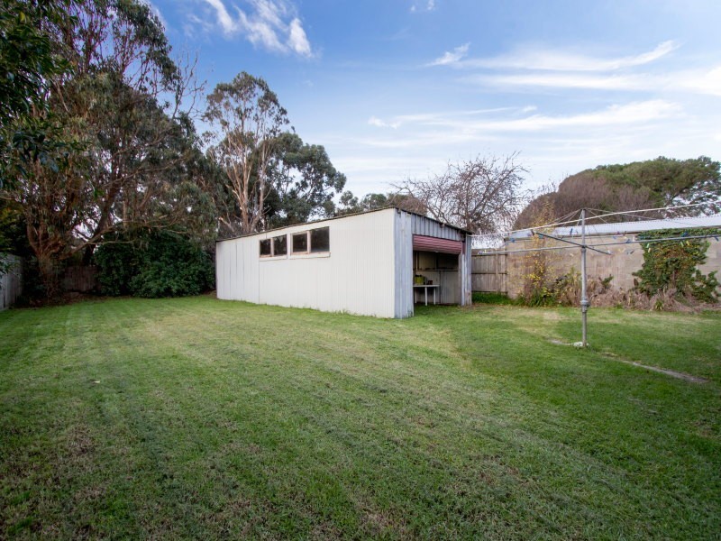 16 Bursaria Crescent, Frankston North VIC 3200