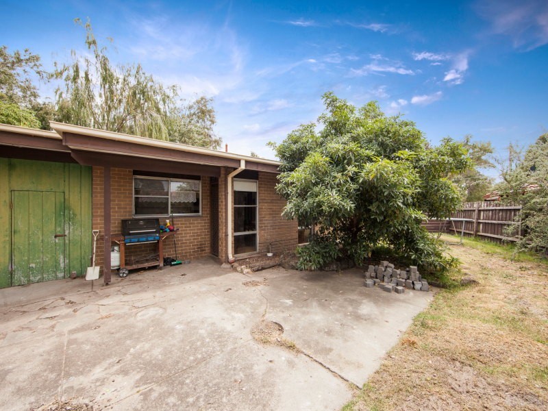 1 Caley Street, Frankston North VIC 3200