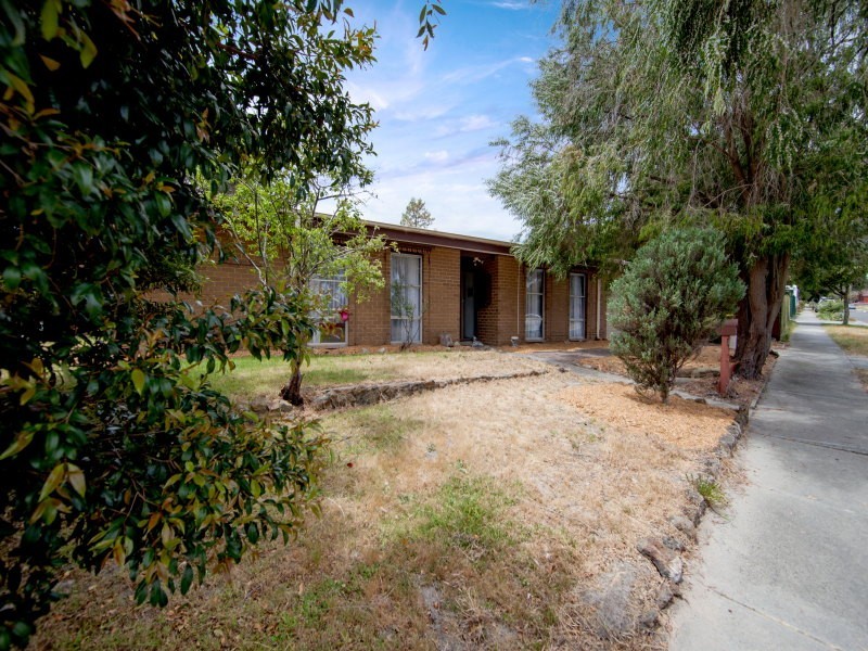 1 Caley Street, Frankston North VIC 3200