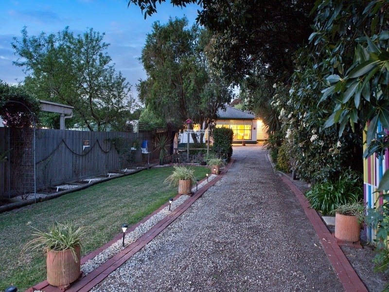 9 Shaftesbury Street, Frankston VIC 3199