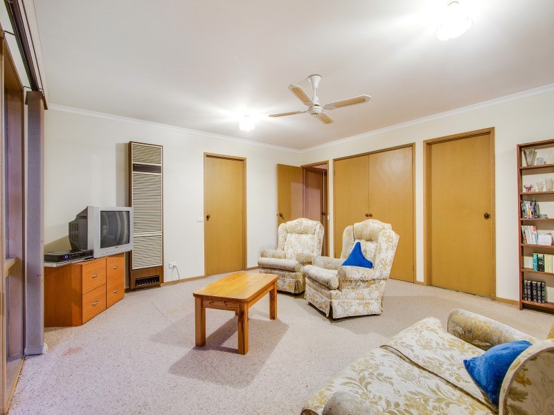 58 Raphael Crescent, Frankston VIC 3199