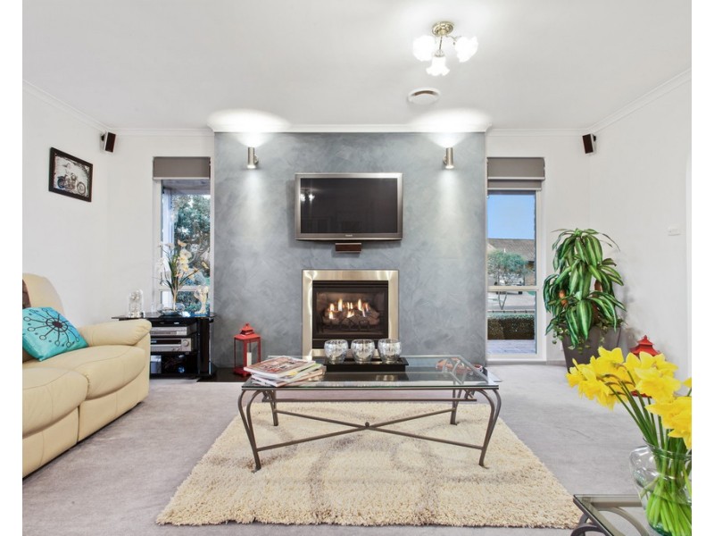 1 Dorchester Court, Frankston VIC 3199