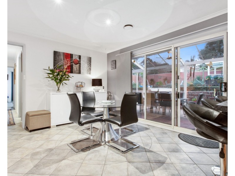 1 Dorchester Court, Frankston VIC 3199
