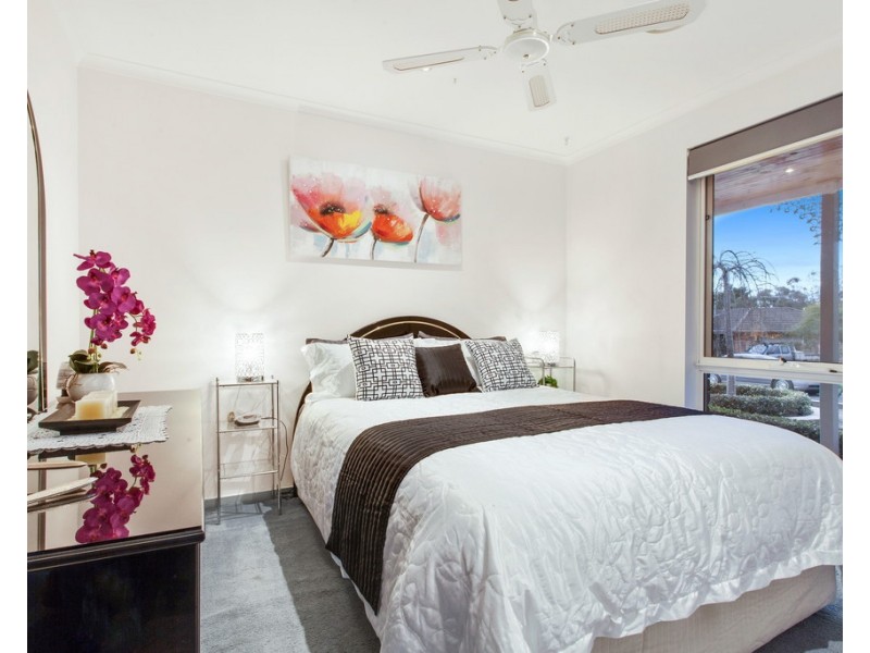 1 Dorchester Court, Frankston VIC 3199