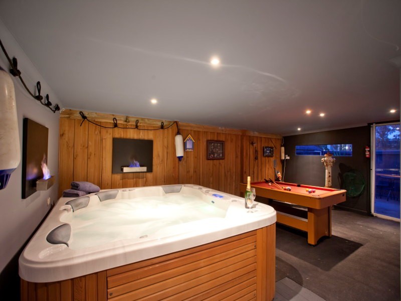 55 Robertson Drive, Mornington VIC 3931