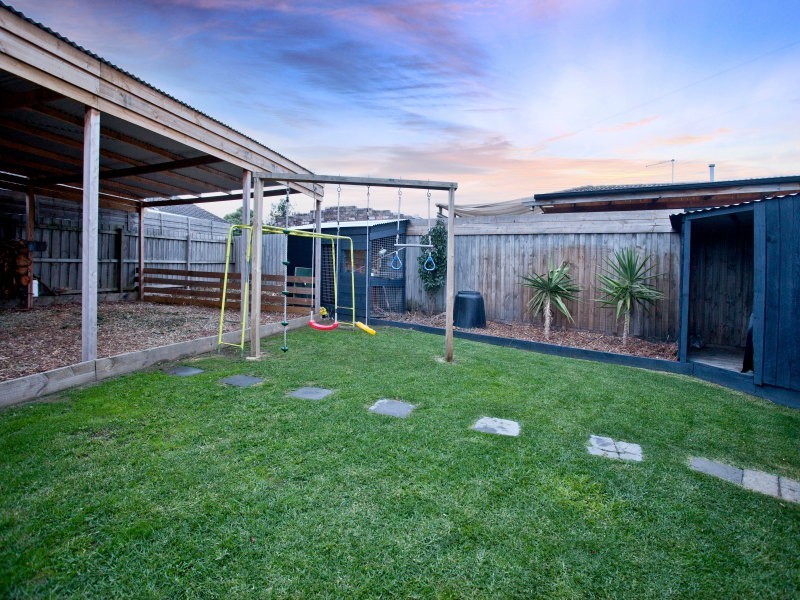 55 Robertson Drive, Mornington VIC 3931