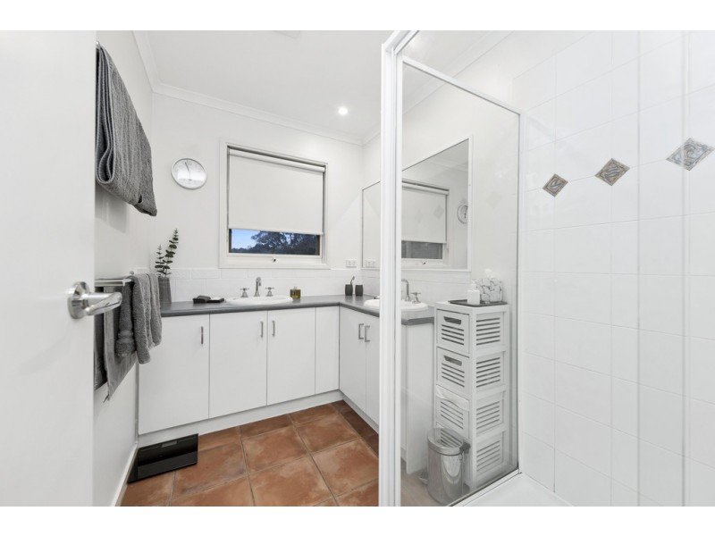 6 Partridge Crescent, Frankston VIC 3199