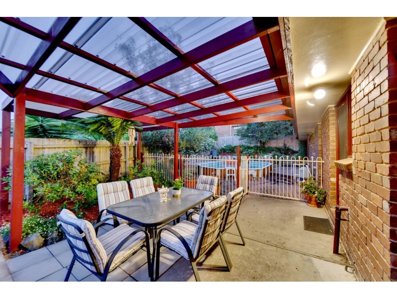 1 Finisterre Court, Frankston VIC 3199