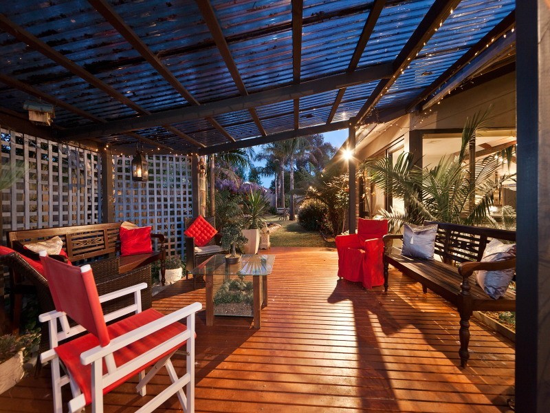 2 Dorchester Court, Frankston VIC 3199