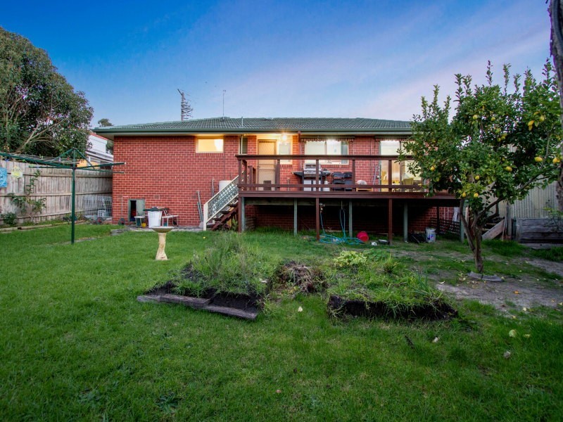 4 Lipton Drive, Frankston VIC 3199