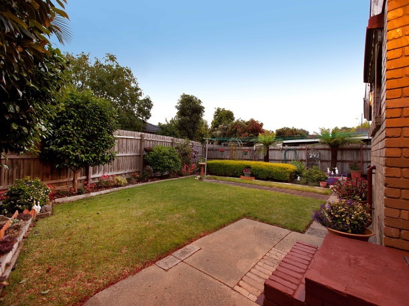 18 Inglenook Crescent, Frankston VIC 3199
