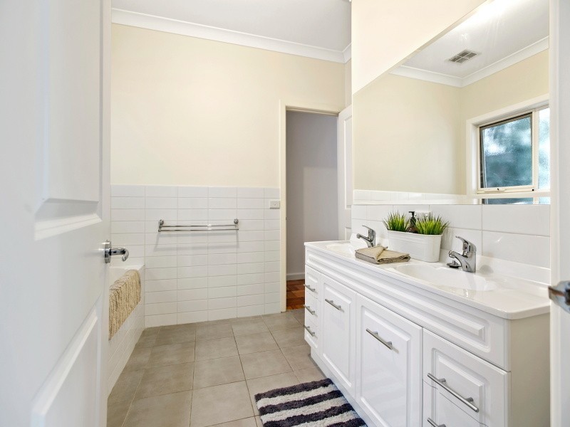 3/70 McComb Boulevard, Frankston South VIC 3199