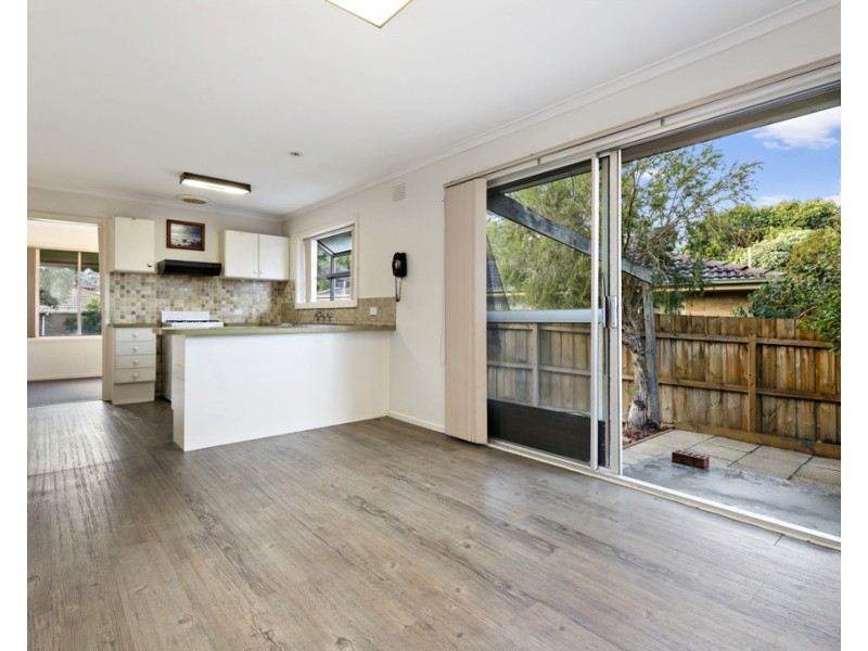 73 Lucerne Crescent, Frankston VIC 3199