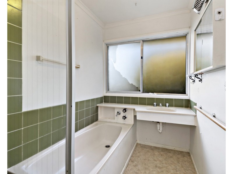 73 Lucerne Crescent, Frankston VIC 3199