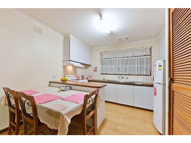 2/5 Reservoir Road, Frankston VIC 3199